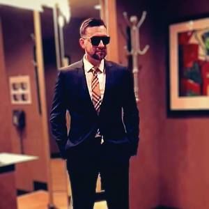 Meet your Posher, Joe